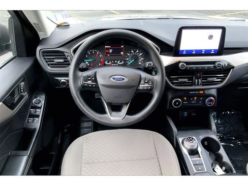 Used 2022 Ford Escape SE image 6