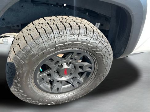 Used 2021 Toyota Tacoma TRD Pro AWD/4WD image 14