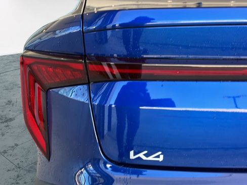 Certified 2025 Kia K4 FWD image 28
