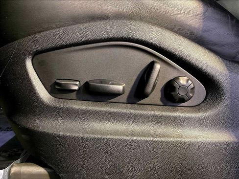 Certified 2023 Porsche Cayenne AWD/4WD image 38