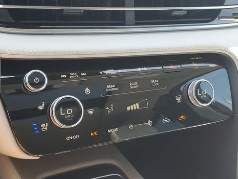 Certified 2026 INFINITI QX60 Luxe w/ Cargo Package FWD image 28