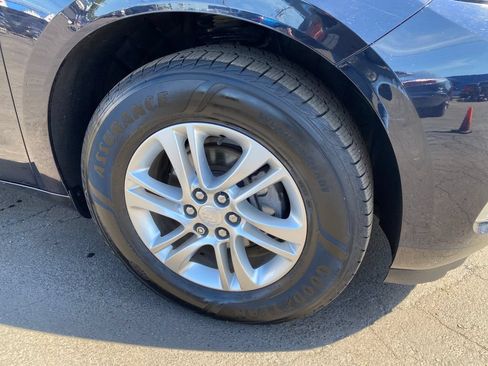 Used 2020 Buick Enclave Essence FWD image 29