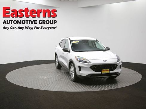 Used 2022 Ford Escape SE w/ Cold Weather Package image 50