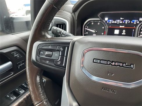 Used 2021 GMC Sierra 3500 Denali w/ Denali Ultimate Package image 18
