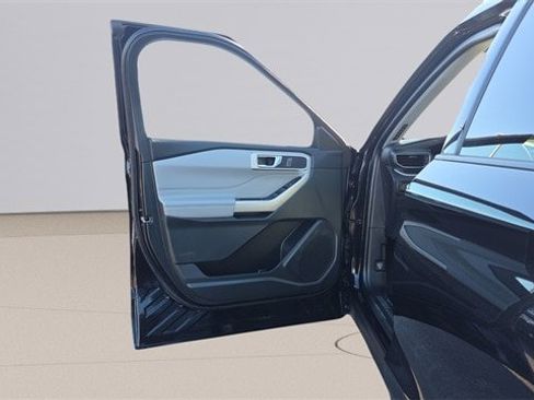 Certified 2023 Ford Explorer XLT w/ Equipment Group 202A image 12