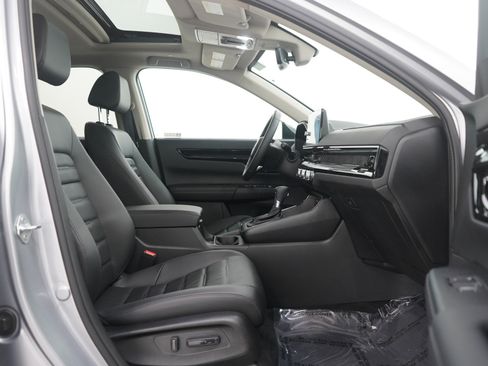 Used 2024 Honda CR-V EX-L image 11