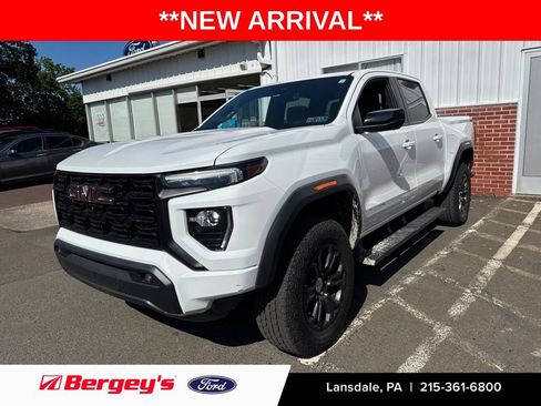 Used 2024 GMC Canyon Elevation w/ Elevation Premium Package AWD/4WD image 1