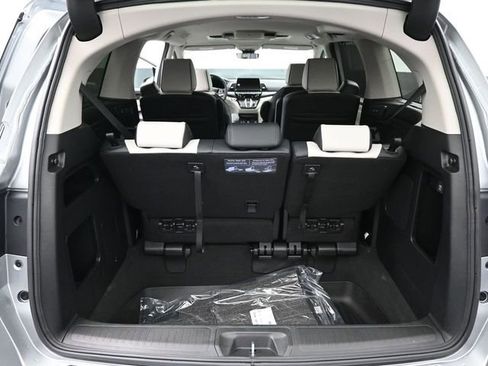 New 2026 Honda Odyssey Elite image 40