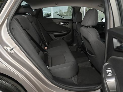 Used 2023 Chevrolet Malibu LT FWD image 40