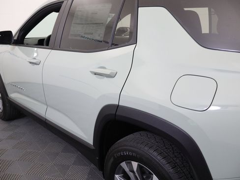 New 2026 Chevrolet Equinox LT w/ Safety and Technology Package FWD image 11