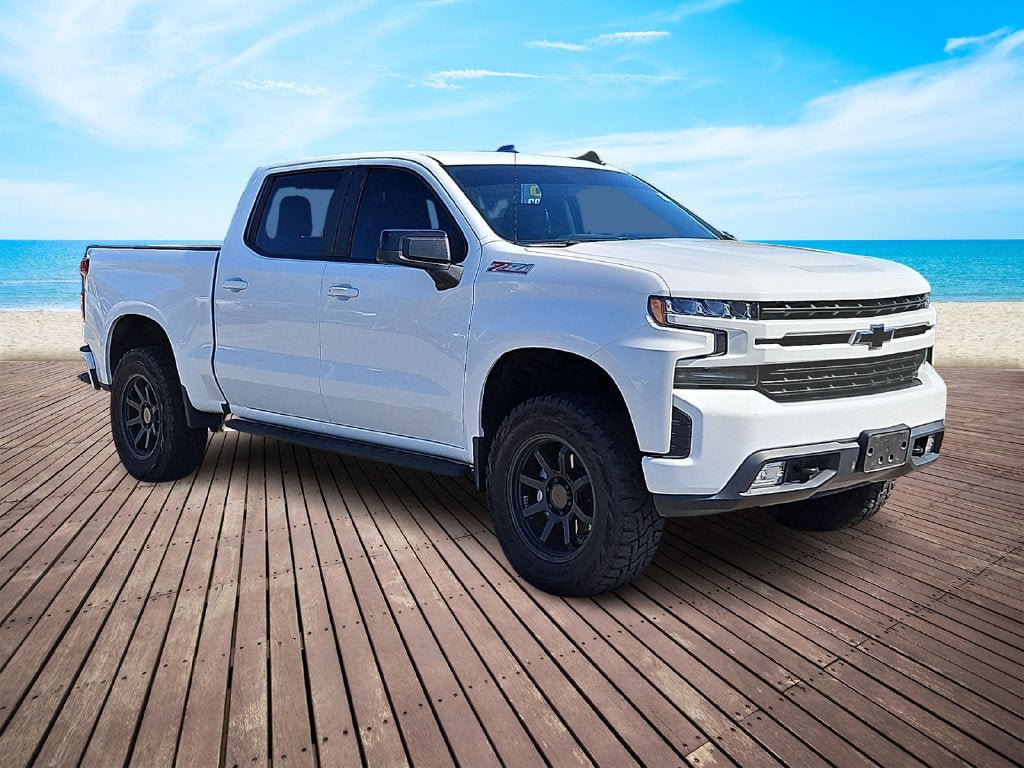 Used 2021 Chevrolet Silverado 1500 RST AWD/4WD image 3