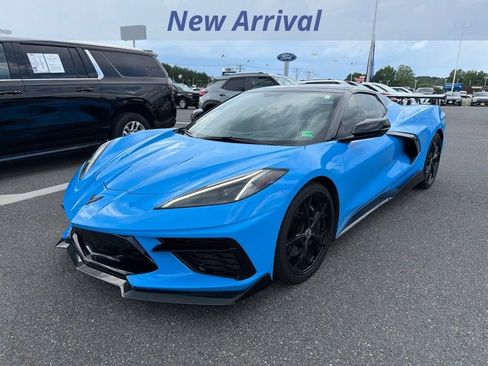 Used 2021 Chevrolet Corvette Stingray Premium Conv w/ Z51 Performance Package RWD image 1
