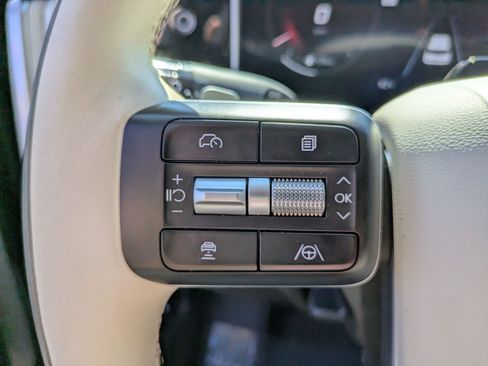 Used 2025 Hyundai Santa Fe Calligraphy w/ Tow & Go Package AWD/4WD image 18