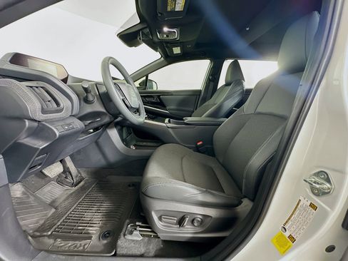 Used 2025 Toyota bZ4X XLE image 13