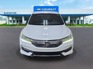 Used 2017 Honda Accord Sport video 2
