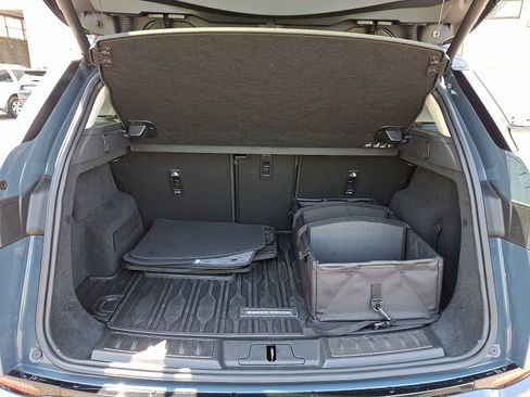 Certified 2025 Land Rover Range Rover Evoque Dynamic SE image 28