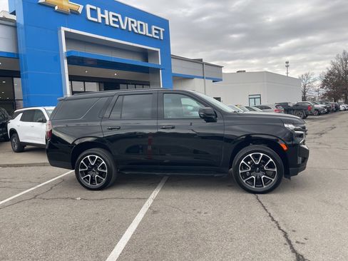 Used 2021 Chevrolet Tahoe RST w/ Luxury Package image 2