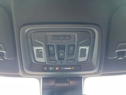 Used 2024 GMC Sierra 2500 AT4 w/ AT4 Premium Plus Package AWD/4WD image 42