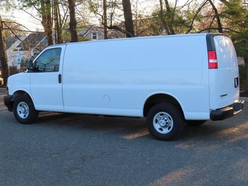 Used 2020 Chevrolet Express 2500 Extended w/ Driver Convenience Package image 3
