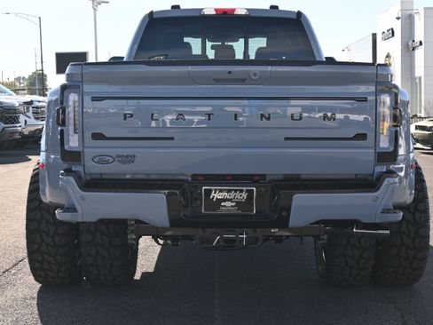 Used 2026 Ford F450 Platinum w/ Platinum Plus Package image 11