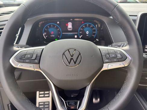 New 2026 Volkswagen Atlas Cross Sport SEL R-Line AWD/4WD image 13