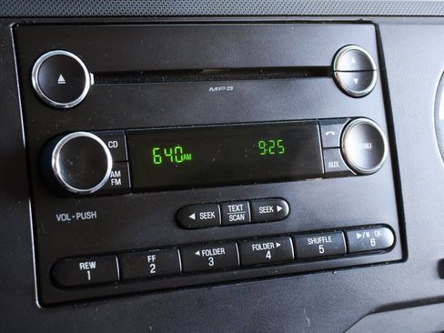 Used 2018 Ford E-350 and Econoline 350 Super Duty w/ Power Windows & Locks Group image 27