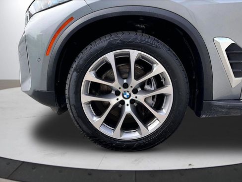 Used 2024 BMW X5 xDrive40i AWD/4WD image 35