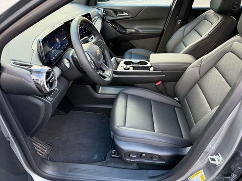 New 2026 Chevrolet Equinox LT image 5