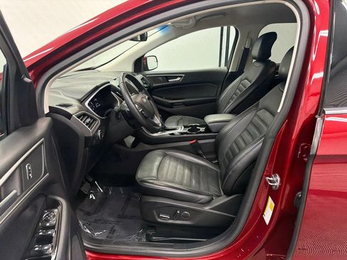 Used 2018 Ford Edge SEL w/ Equipment Group 201A FWD image 9