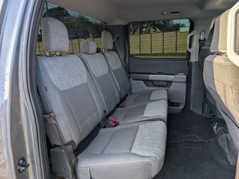 Used 2021 Ford F150 XLT image 25