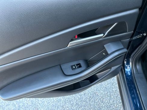 Used 2023 MAZDA CX-30 AWD 2.5 S w/ Select Package image 23