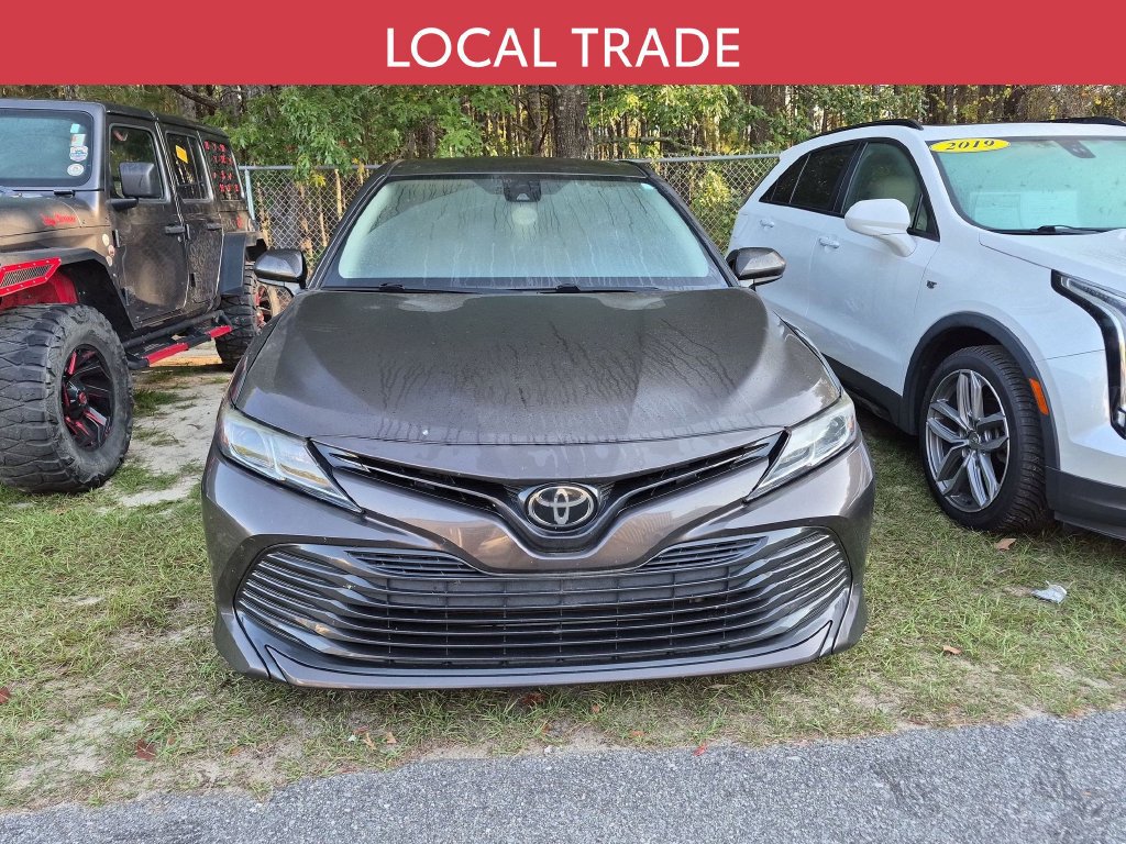 Used 2018 Toyota Camry LE FWD image 4