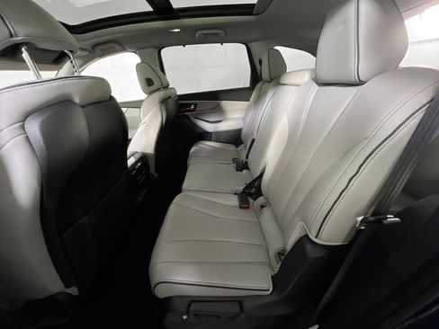 Used 2022 Acura MDX SH-AWD w/ Advance Package image 26