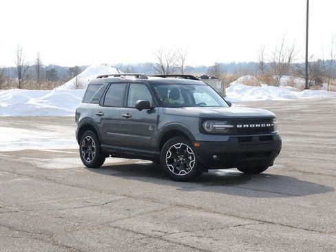 New 2025 Ford Bronco Sport Outer Banks w/ Outer Banks Tech Package+ image 1
