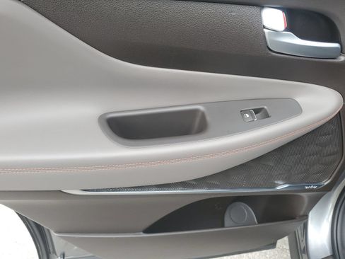 Used 2019 Hyundai Santa Fe Limited AWD/4WD image 16
