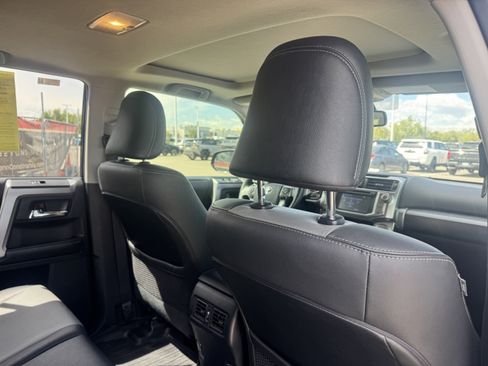 Used 2019 Toyota 4Runner SR5 Premium AWD/4WD image 22
