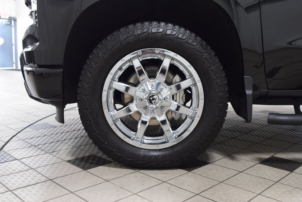 Used 2025 Chevrolet Silverado 1500 RST w/ Z71 Off-Road Package AWD/4WD image 30