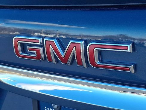 Certified 2024 GMC Terrain SLE w/ LPO, Floor Liner Package image 28