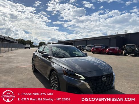 New 2025 Nissan Altima 2.5 SV w/ SV Premium Package image 9