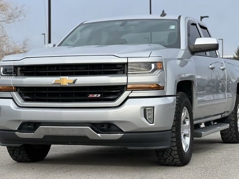 Used 2018 Chevrolet Silverado 1500 LT w/ All Star Edition image 14