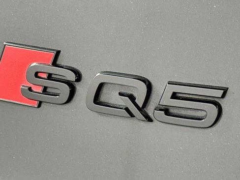 Used 2022 Audi SQ5 Premium Plus AWD/4WD image 10