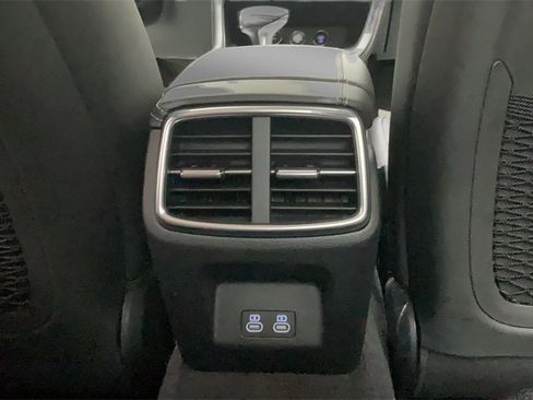 New 2026 Genesis G70 2.5T image 11