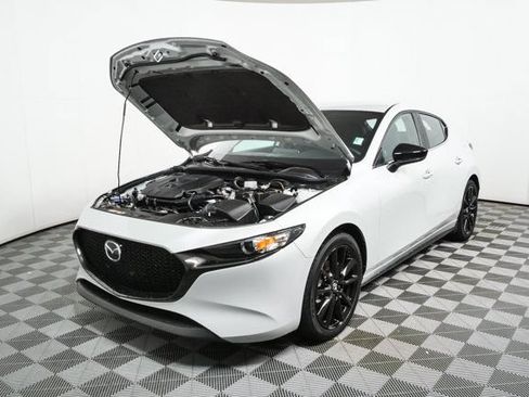 Used 2025 MAZDA MAZDA3 s Sport FWD image 32