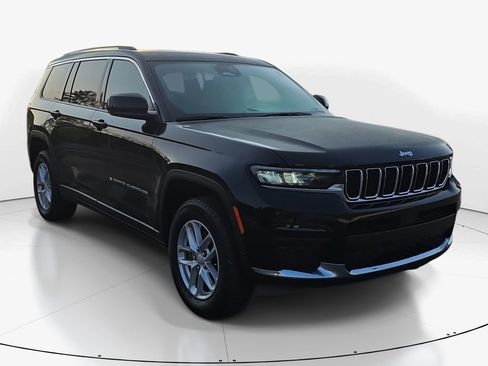 Used 2023 Jeep Grand Cherokee L Laredo w/ Luxury Tech Group I RWD image 4
