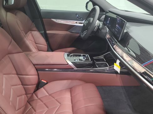 New 2026 BMW 740i RWD image 26