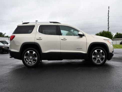 Used 2017 GMC Acadia SLT AWD/4WD image 8