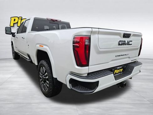 Used 2024 GMC Sierra 3500 Denali Ultimate AWD/4WD image 3