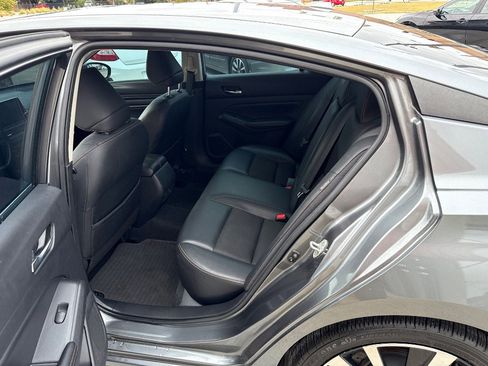 Used 2020 Nissan Altima 2.5 SR image 12