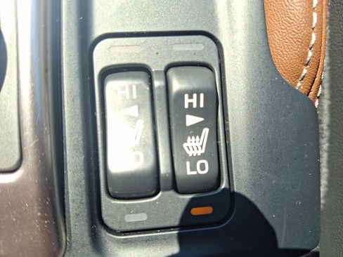 Certified 2023 Subaru Forester Touring AWD/4WD image 26