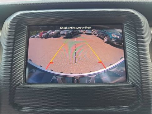 Used 2018 Jeep Wrangler Unlimited Sport S AWD/4WD image 24